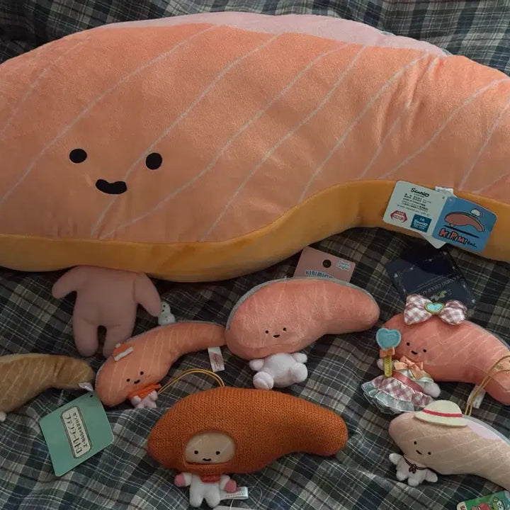 [BUNJANG] Sanrio Kirimichan Mascot Doll Keyring Bundle Set / 산리오 키리미짱 마스코트 인형 키링 일괄 판매 kirimi