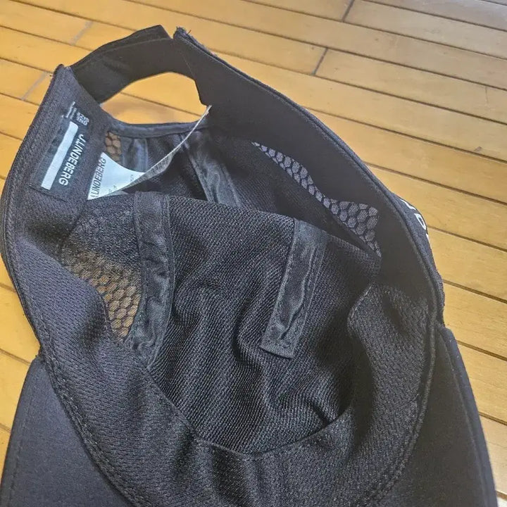[BUNJANG] J.LINDEBERG Black Cap / 제이린드버그 모자