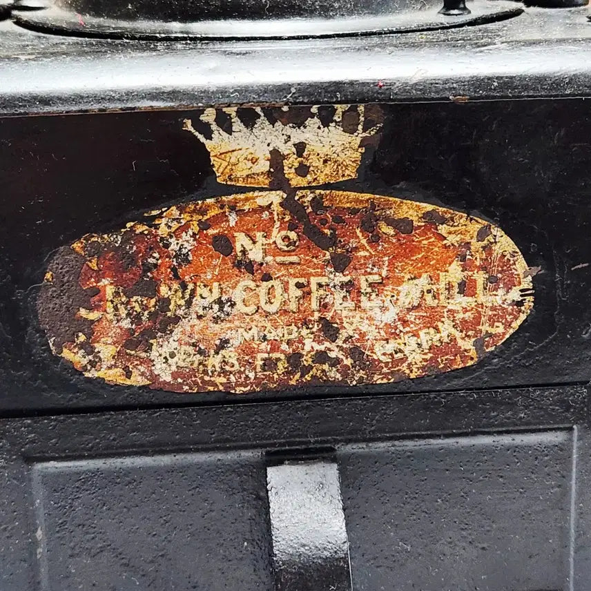 [BUNJANG] American Antique Crown Coffee Grinder by Landers, Frary &amp; Clark (c. 1885) / 미국앤틱 크라운 커피 그라인더.