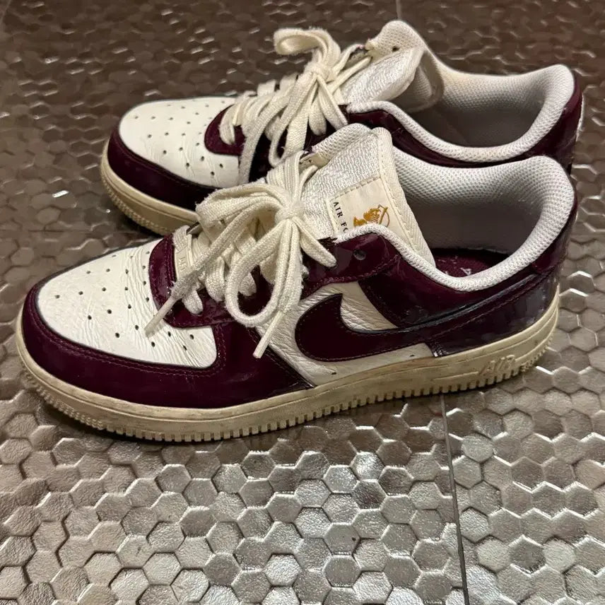 [BUNJANG] Nike Air Force 1 Low Dark Beetroot Sneakers / (W) 나이키 에어포스 1 로우 다크 비트룻