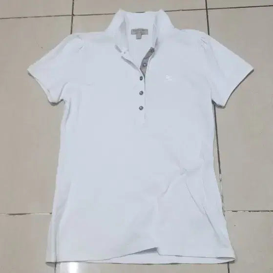 [BUNJANG] Burberry Shirring Short Sleeve Shirt / 버버리 이쁜 셔링 반팔 M과 L 각각