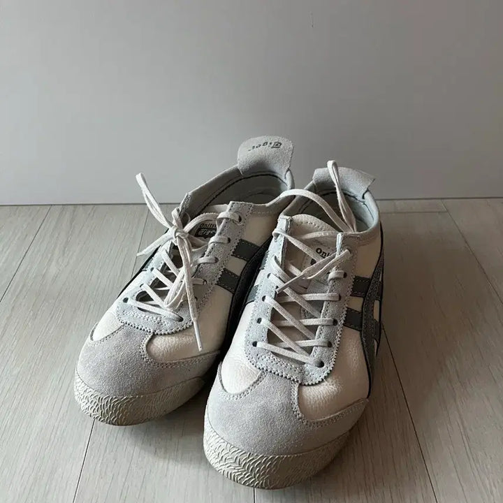[BUNJANG] Onitsuka Tiger Leather and Suede Sneakers / 오니츠카 타이거