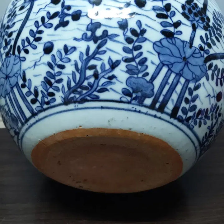[BUNJANG] Ming Dynasty Celadon Porcelain Su-cho-eo-mun Cheon-gu Vase / 명.가정제기물/청화.수초어문.천구병