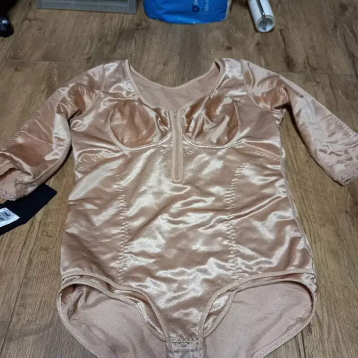 [BUNJANG] Liposuction Compression Garment - Skin Tone with Zipper / 지방흡입 압박복