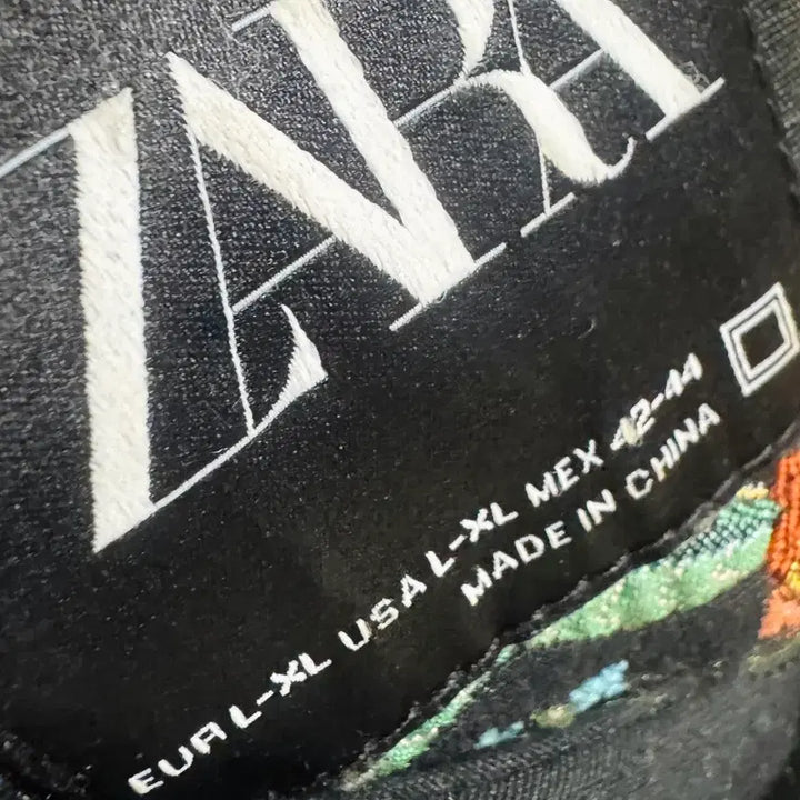 [SOLD OUT] ZARA 에디션 애니멀 자수 패턴 후드 팬츠 세트