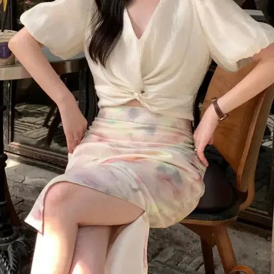 [BUNJANG] Shirring Puff Blouse &amp; Printed Slit Long Skirt Set / SET) 셔링 퍼프 블라우스&amp;나염 슬릿 롱스커트