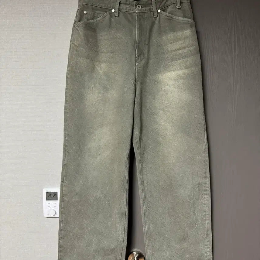 [BUNJANG] STU Embossed Wide Denim Pants / Stu 엠보 와이드 데님 팬츠