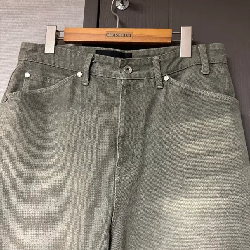 [BUNJANG] STU Embossed Wide Denim Pants / Stu 엠보 와이드 데님 팬츠