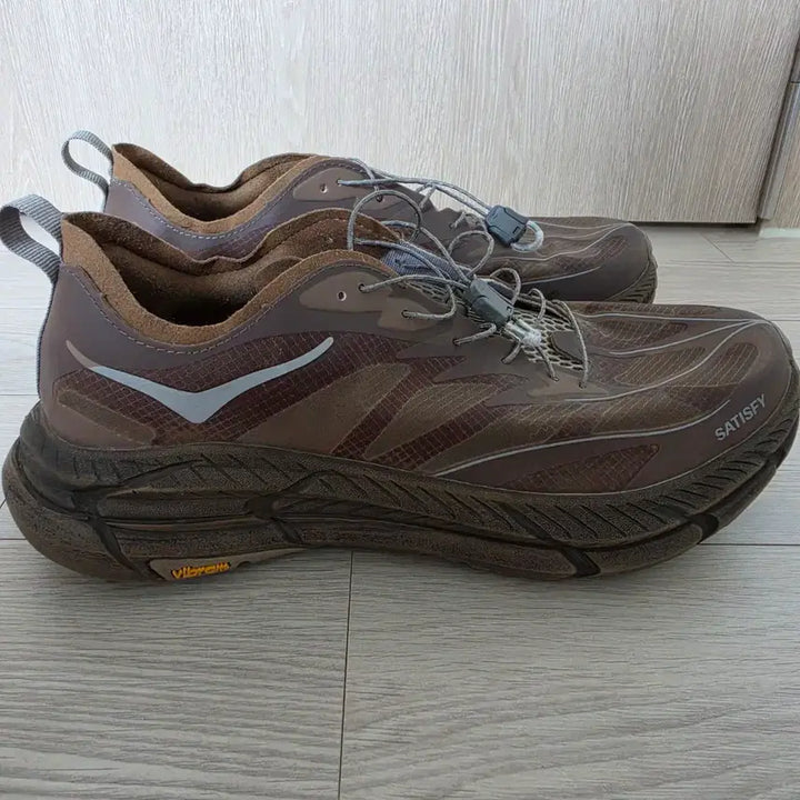 [BUNJANG] Hoka x Satisfy Mafate Speed 4 Lightrubber Running Shoes Size 270 / [270]<거의새것> 호카x새티스파이 마파테 스피드4 라이트러버 런닝화