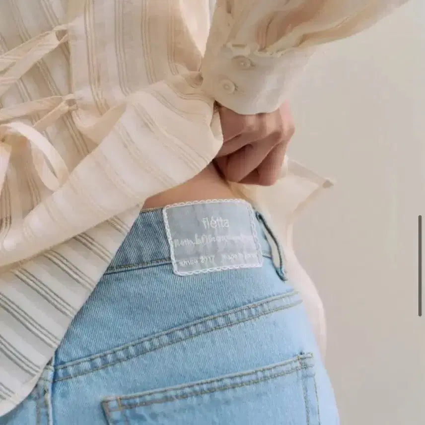 [BUNJANG] Fletta Light Wash Denim Jeans (Size S) / fletta 플레따 데님 청바지 연청 S 새상품