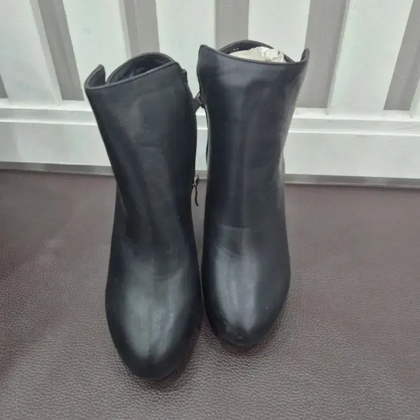 [BUNJANG] Black Leather High Heel Shoes / 블랙 가죽 여성용 하이힐 구두, 단화 등 총4개
