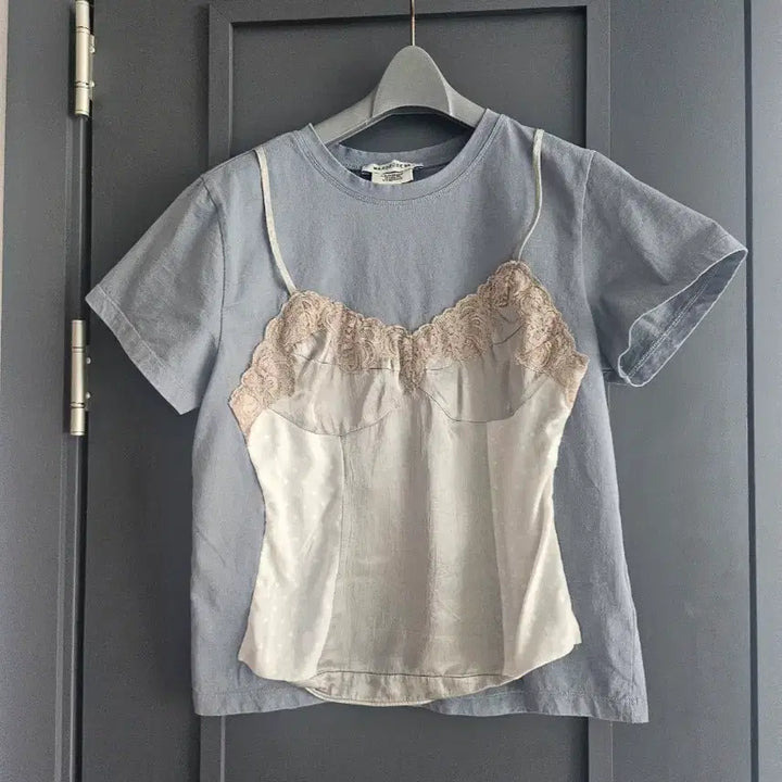 [BUNJANG] Margesherwood Camisole Layered T-shirt / 마지셔우드 캐미솔 레이어드 티셔츠