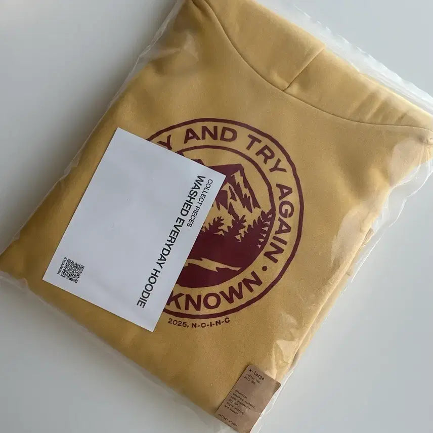 [BUNJANG] Collect Pieces TATA Hoodie (Yellow, XL) - Sealed / [미개봉 xl] 컬렉트피시스 후드 TATA