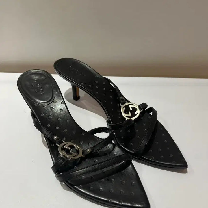 [BUNJANG] Gucci Tom Ford Archive GG Logo Strap Sandals / [정품] 구찌 빈티지 톰포드 아카이브 GG 로고 스트랩 샌들
