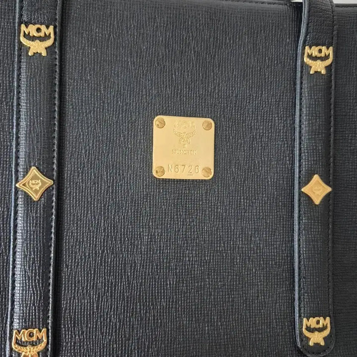 [SOLD OUT] mcm 금장로고 토트 숄더백 가방 엠씨엠