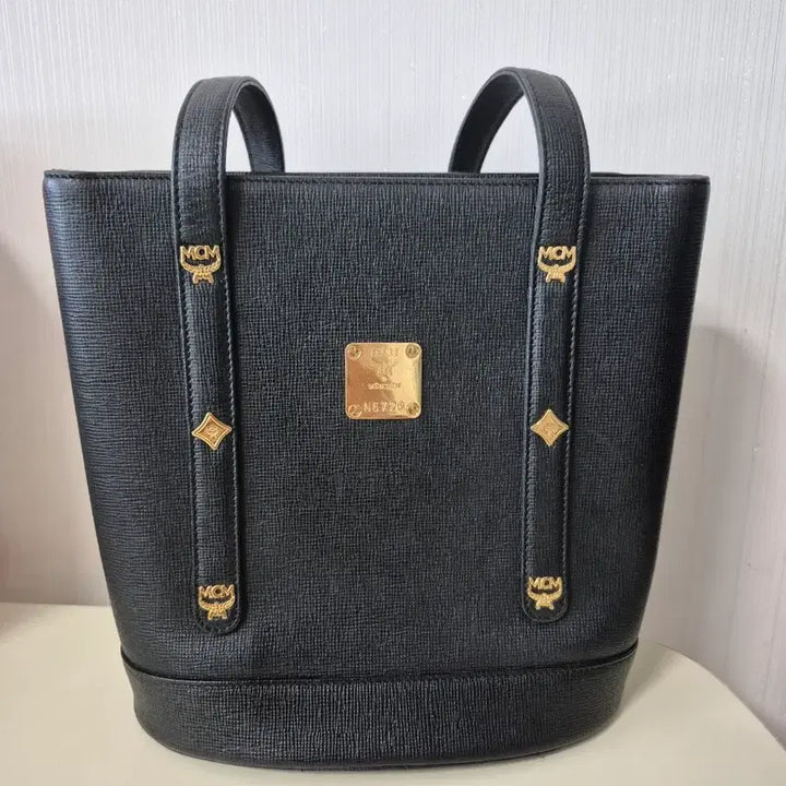 [SOLD OUT] mcm 금장로고 토트 숄더백 가방 엠씨엠