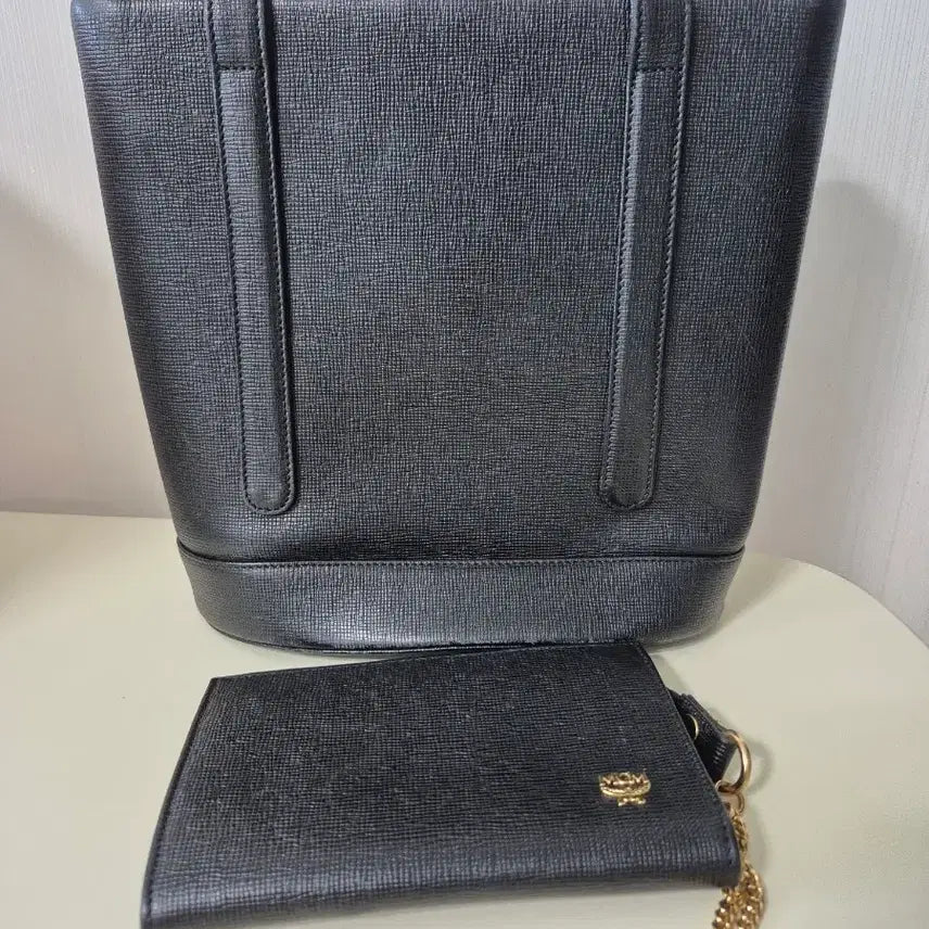 [SOLD OUT] mcm 금장로고 토트 숄더백 가방 엠씨엠