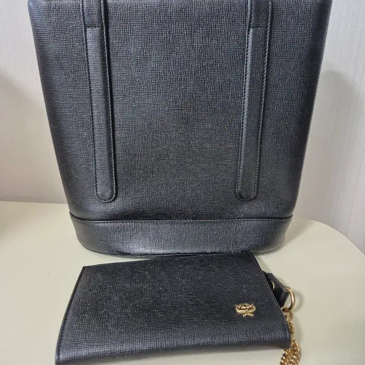 [SOLD OUT] mcm 금장로고 토트 숄더백 가방 엠씨엠