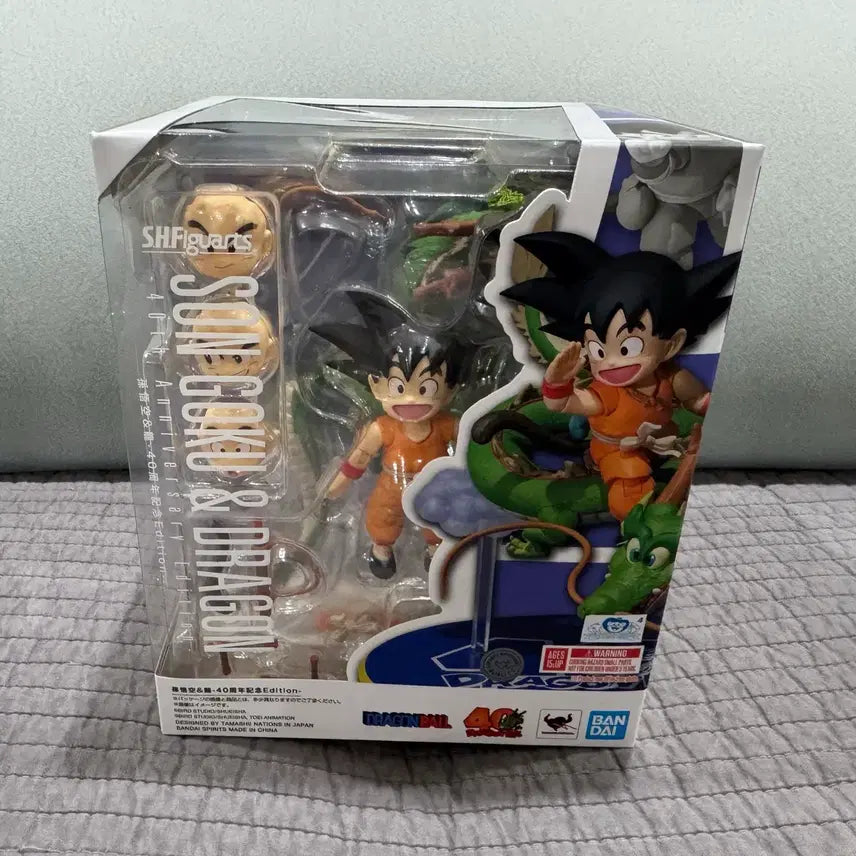[BUNJANG] Bandai SHF Dragon Ball 40th Anniversary Son Goku &amp; Shenron Figure / [새상품] 반다이 SHF 드래곤볼 40주년 기념 손오공 신룡