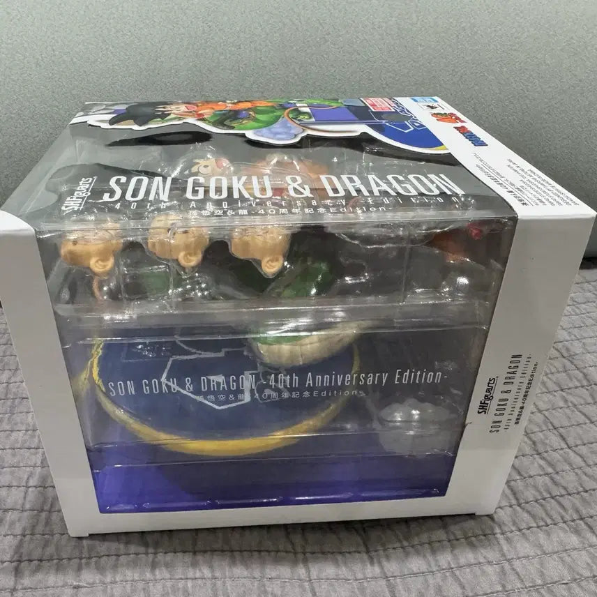 [BUNJANG] Bandai SHF Dragon Ball 40th Anniversary Son Goku &amp; Shenron Figure / [새상품] 반다이 SHF 드래곤볼 40주년 기념 손오공 신룡