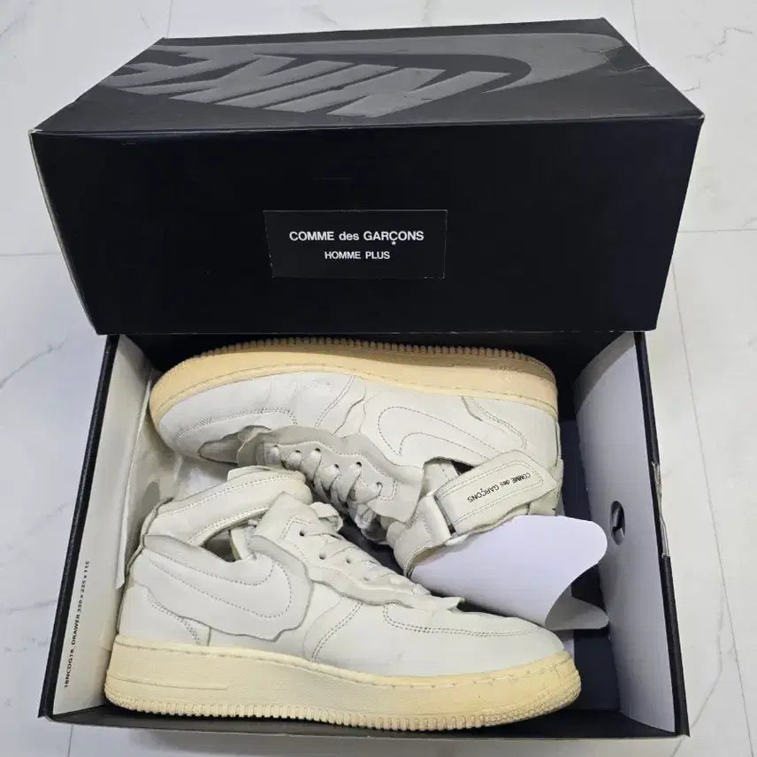 [BUNJANG] Nike x Comme des Garçons Air Force 1 Mid White (265) / [265] 나이키 X 꼼데가르송 에어포스1 미드 화이트