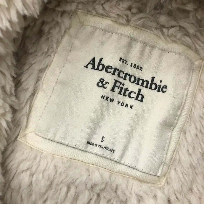 [BUNJANG] Abercrombie &amp; Fitch Woolrich Fur Hooded Zip-Up Jacket / S 아베크롬비 울프죠 퍼 후드집업
