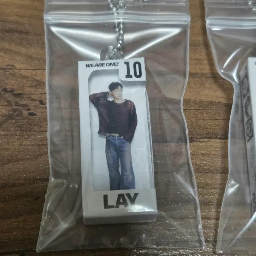 [BUNJANG] EXO Lay Kai Acrylic Keyring / (정가이하) 엑소 레이 카이 종인 팬미팅 엑소버스 아크릴 키링
