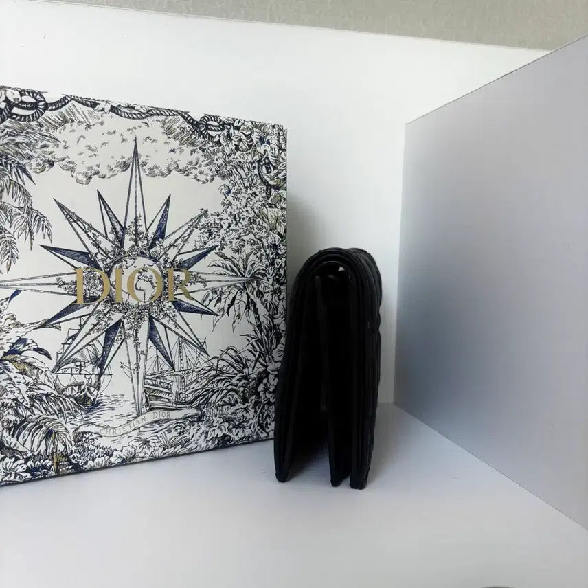 [BUNJANG] Dior Lady Dior Wallet Black Ultra Matte Cannage / 레이디 디올 지갑 블랙 울트라 매트 까나쥬 판매합니다.