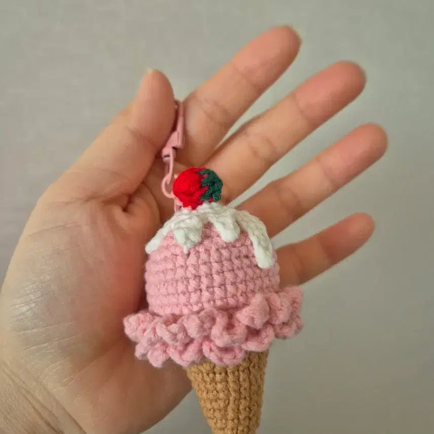 [BUNJANG] Handmade Crochet Ice Cream Keyring / 핸드메이드 뜨개 아이스크림 키링 1개