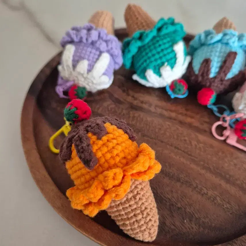 [BUNJANG] Handmade Crochet Ice Cream Keyring / 핸드메이드 뜨개 아이스크림 키링 1개