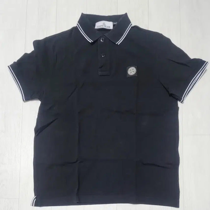 [BUNJANG] Stone Island Black Polo Shirt Size 95 / 스톤아일랜드 블랙 카라티 95사이즈