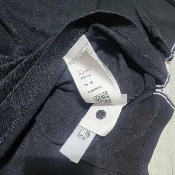 [BUNJANG] Stone Island Black Polo Shirt Size 95 / 스톤아일랜드 블랙 카라티 95사이즈