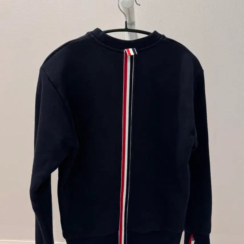 [BUNJANG] Thom Browne Back Tricolor Sweatshirt Navy Size 1 / [ 정품 / 1사이즈] S급 톰브라운 빽삼선 맨투맨