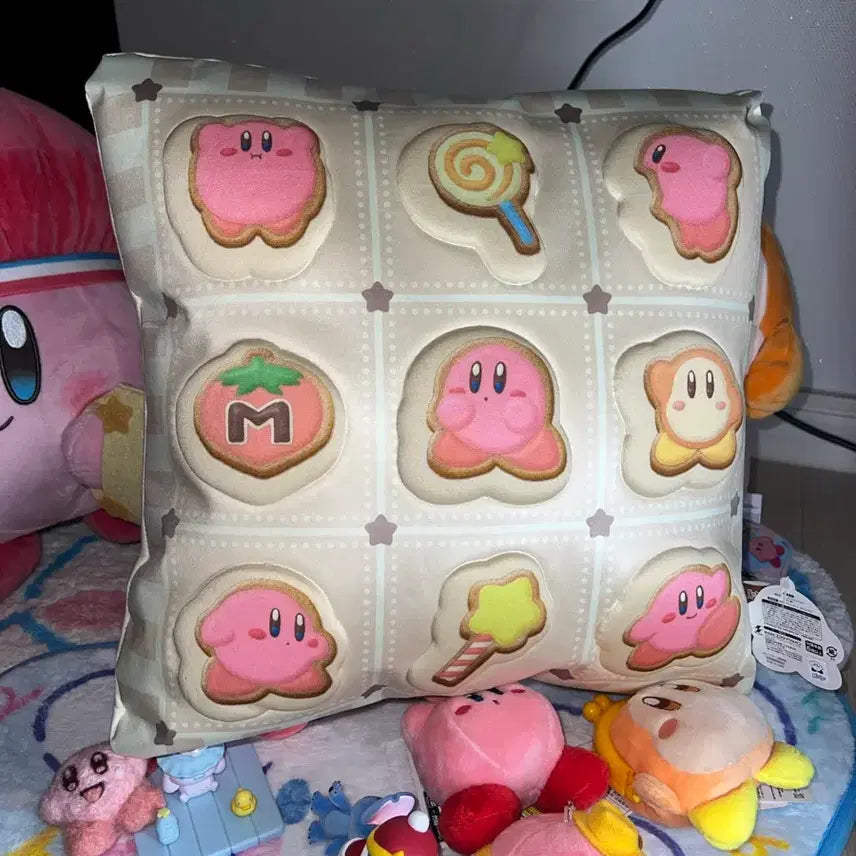 [BUNJANG] Kirby Dream Land Plump Cushion / 커비 Dream Land Plump Cushion