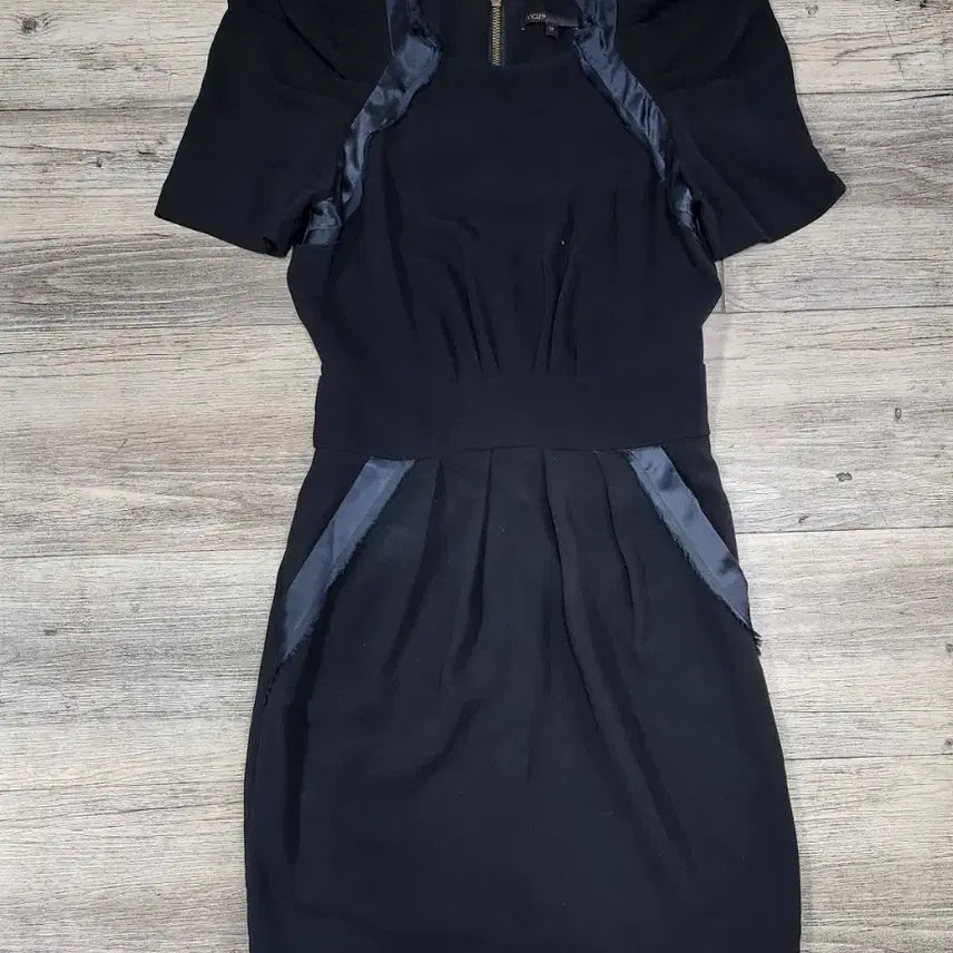 [BUNJANG] Maje Black Short-Sleeve Dress / maje 블랙 반팔 원피스