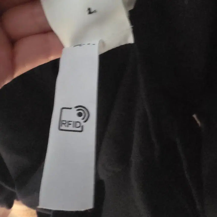 [BUNJANG] Stone Island Knit Sweater / 급쳐분 (정품) 새상품 과 동일한 스톤아일랜드 블랙 니트 S