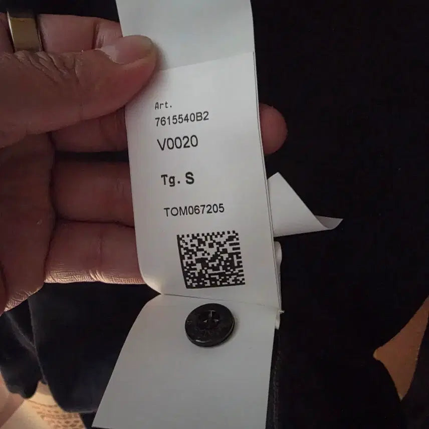 [BUNJANG] Stone Island Knit Sweater / 급쳐분 (정품) 새상품 과 동일한 스톤아일랜드 블랙 니트 S