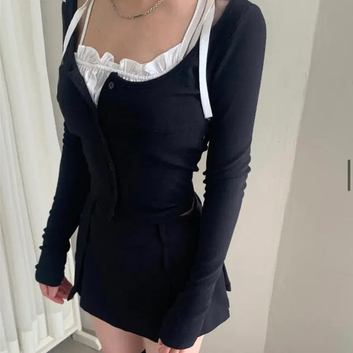[BUNJANG] Cloud Emotion Cleaset Satin Layered Top / 클라우드이모션 클리셋 새틴 레이어드 탑