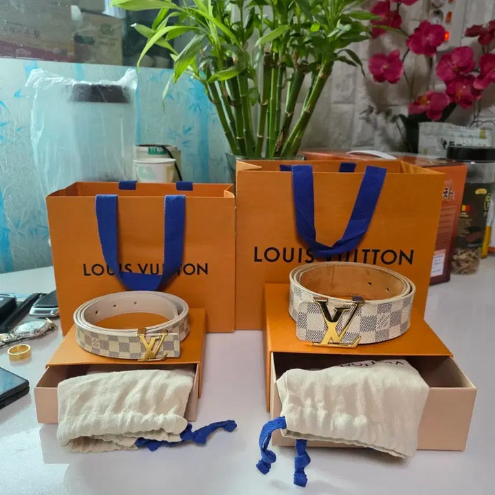 [BUNJANG] Louis Vuitton Damier Azur Belt Set / 루이비통 다미에 아쥬르 벨트 쇼핑백 풀셋 (정품)