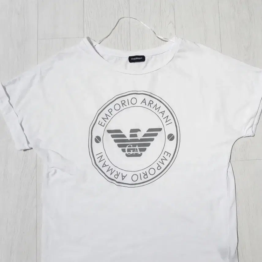 [BUNJANG] Emporio Armani White Short Sleeve T-Shirt with Logo / 엠포리오 아르마니 화이트 반팔 티셔츠