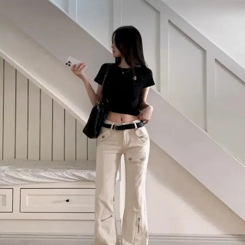 [BUNJANG] Avely Pocket Slit Slim Fit Semi-Bootcut Long Pants / 새상품)에이블리 포켓 절개  카고  슬림핏 세미 부츠컷 롱 팬츠