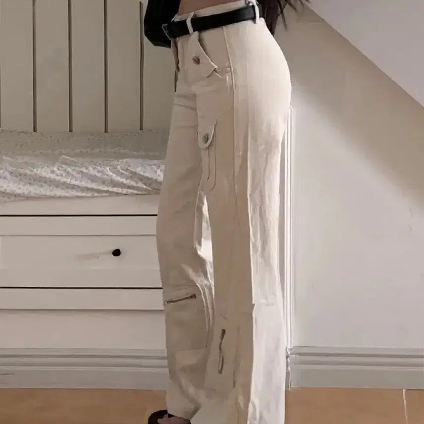 [BUNJANG] Avely Pocket Slit Slim Fit Semi-Bootcut Long Pants / 새상품)에이블리 포켓 절개  카고  슬림핏 세미 부츠컷 롱 팬츠