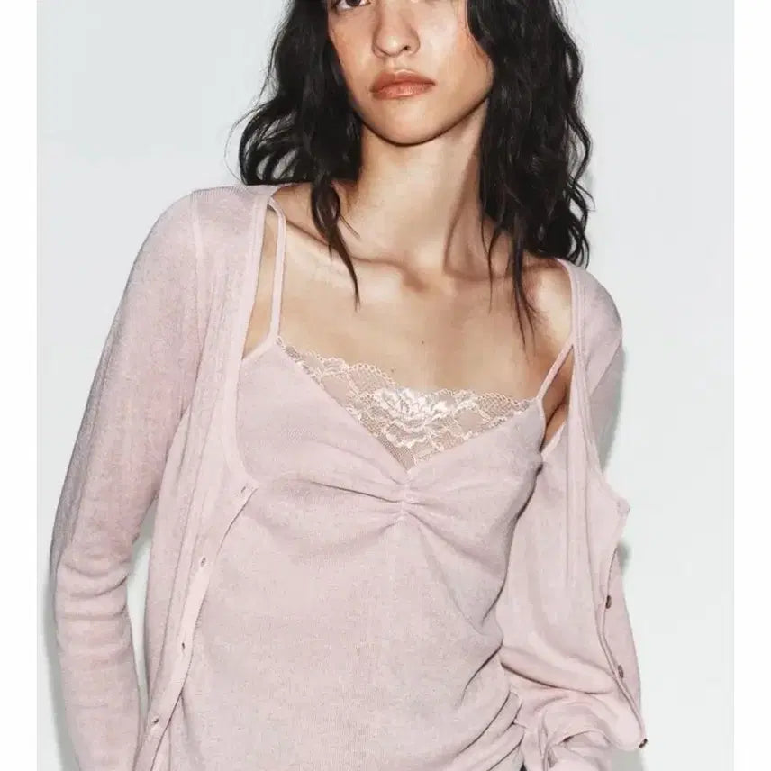 [SOLD OUT] 자라 zara 레이스 탑 콤비 그레이 로즈 핑크  M사이즈 팝니다 가디건