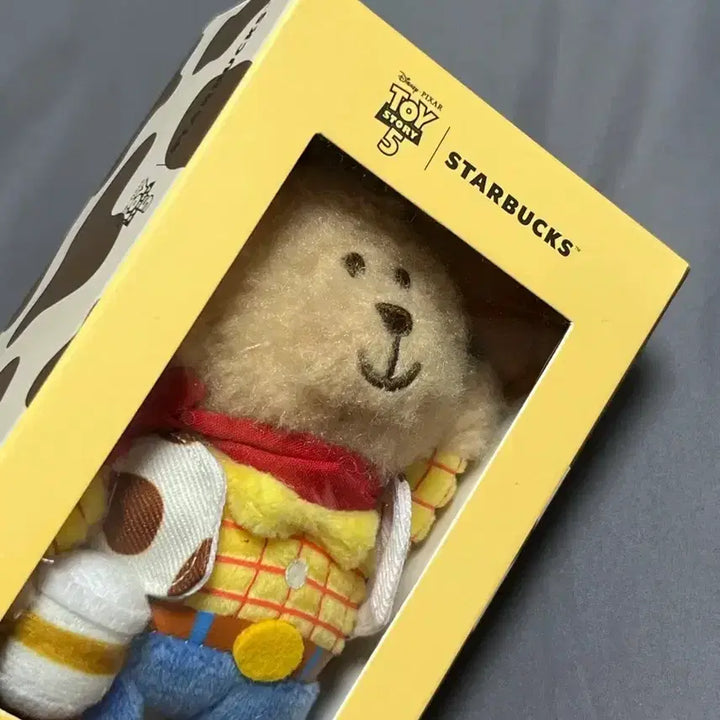 [SOLD OUT] (새상품) 토이스토리 우디 스타벅스 스벅 베어리스타 키링 키체인