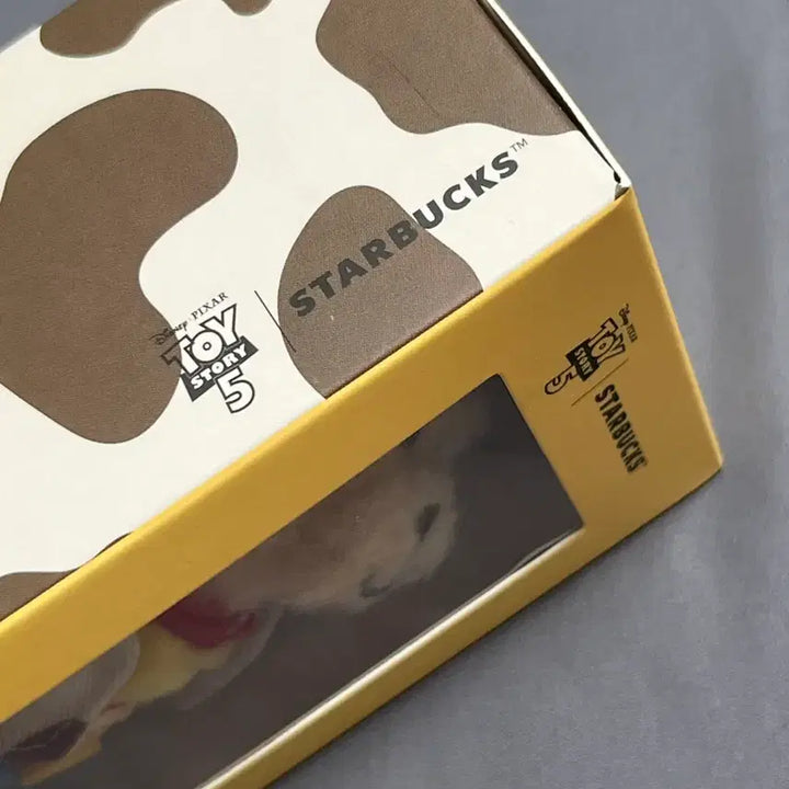 [SOLD OUT] (새상품) 토이스토리 우디 스타벅스 스벅 베어리스타 키링 키체인