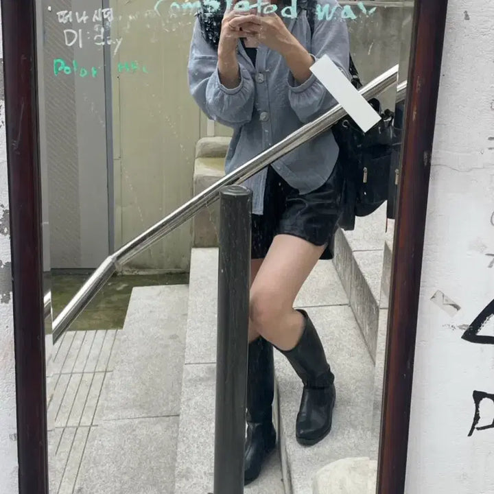 [BUNJANG] Leather Shorts / 레더 반바지