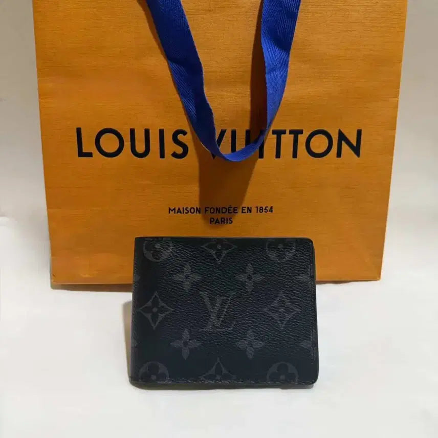 [BUNJANG] Louis Vuitton Monogram Eclipse Bi-fold Wallet / [새상품급/정품/급처] 루이비통 모노그램 반지갑 블랙