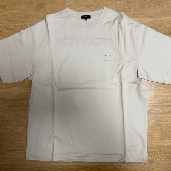 [BUNJANG] TNGT Semi-Oversized Short Sleeve T-Shirt Beige Size 95 / TNGT 세미오버핏 반팔티 베이지 색상 95사이즈 팝니다