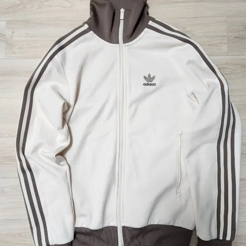 [BUNJANG] Adidas Adicolor Classic Beckenbauer Track Top Wonder White Brown XS Jersey / 아디다스 아디컬러 클래식 베켄바우어 트랙탑 원더 화이트 브라운xs 져지