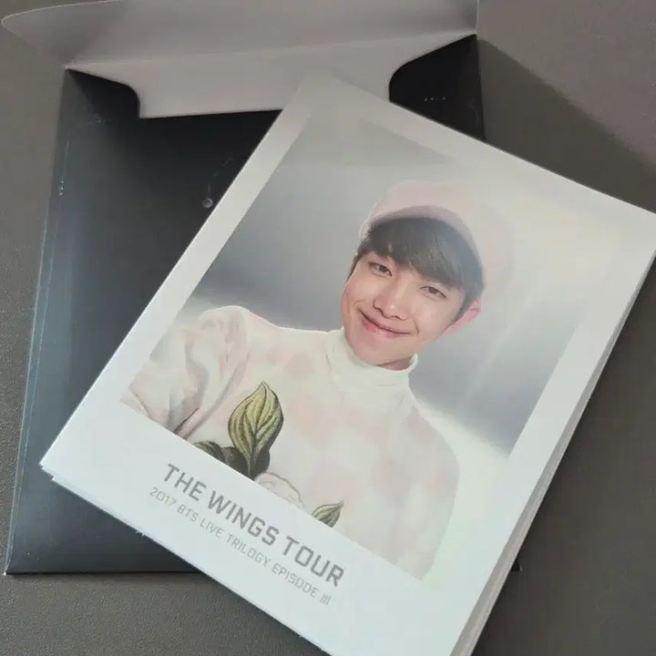 [BUNJANG] BTS Wings Ticket Book Photocard Set / 방탄소년단 BTS 윙즈 WINGS 티켓북 포토카드 세트